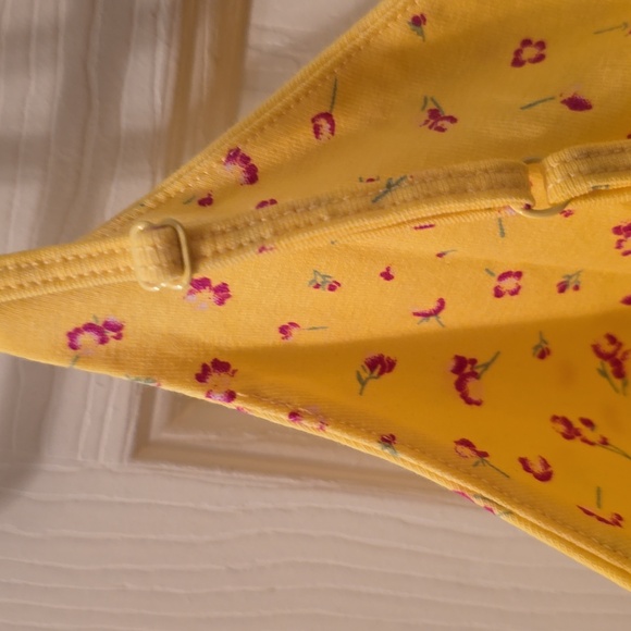 SO BRAND WOMENS WRAP FRONT YELLOW FLORAL CAMI WITH ADJUSTABLE STRAPS SIZE XXL - Picture 5 of 14